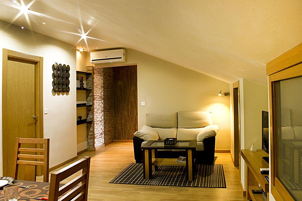 Apartamentos Turísticos Cúllar Vega Ruang foto