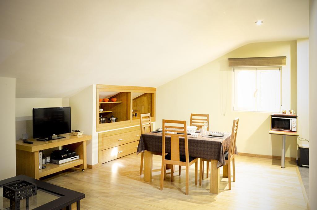 Apartamentos Turísticos Cúllar Vega Bagian luar foto